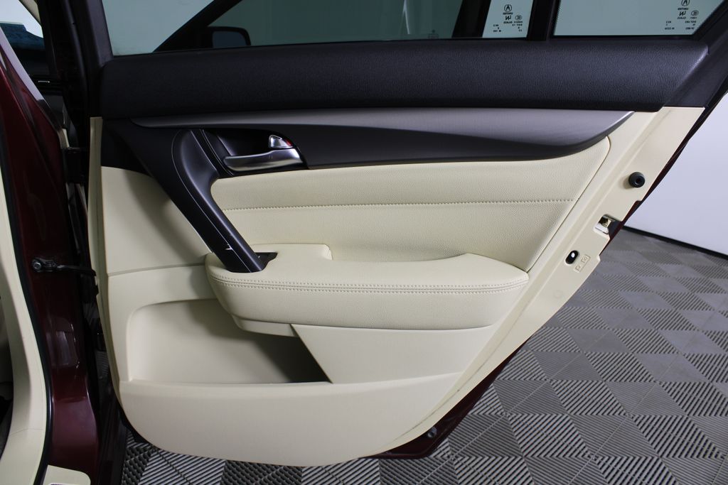Used 2013 Acura TL for sale in 
