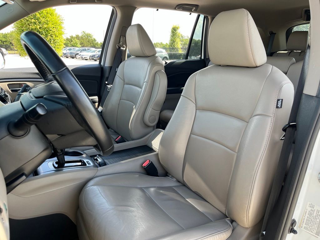 Thumbnail: 2020 Honda Pilot - 28