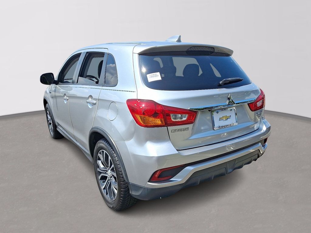 Thumbnail: 2018 Mitsubishi Outlander Sport - 4