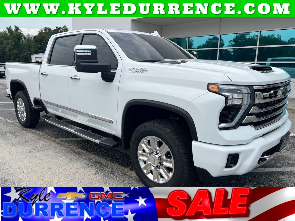Summit White 2025 Chevrolet Silverado 2500HD Pickup Truck Four-Wheel Drive Automatic