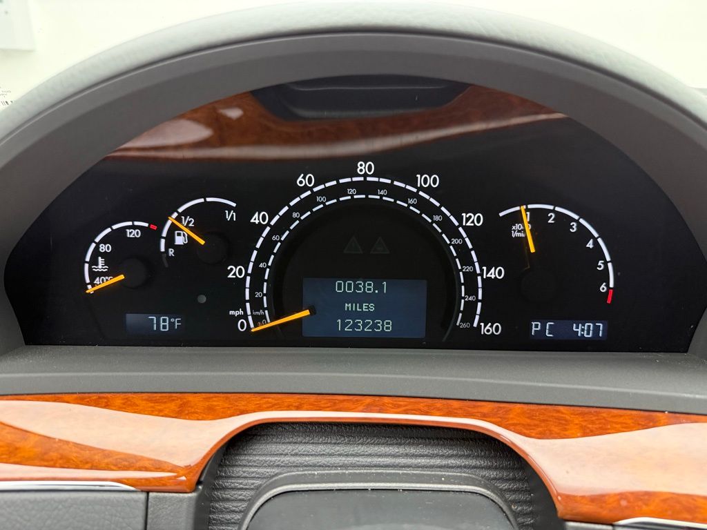 Thumbnail: 2003 Mercedes-Benz S-Class - 11