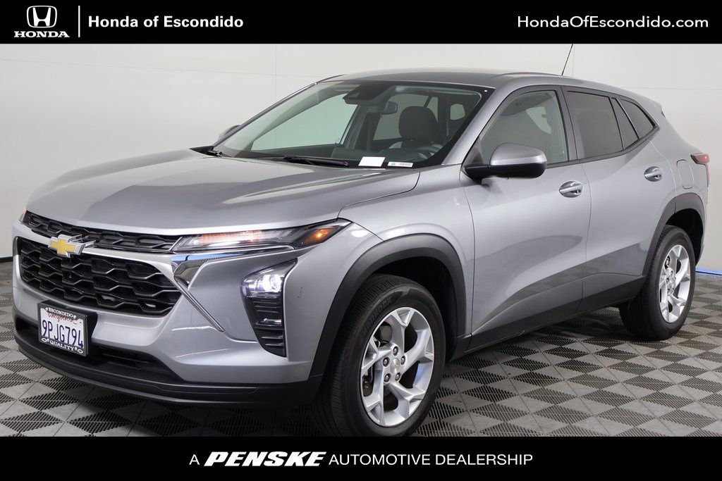 Thumbnail: 2024 Chevrolet Trax - 1