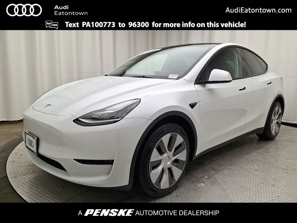 Thumbnail: 2023 Tesla Model Y - 1