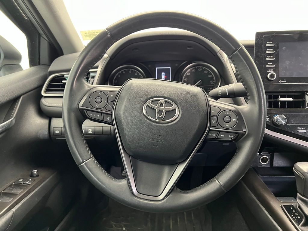 Thumbnail: 2023 Toyota Camry - 16