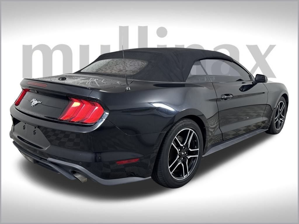 2018 Ford Mustang EcoBoost Premium photo 3