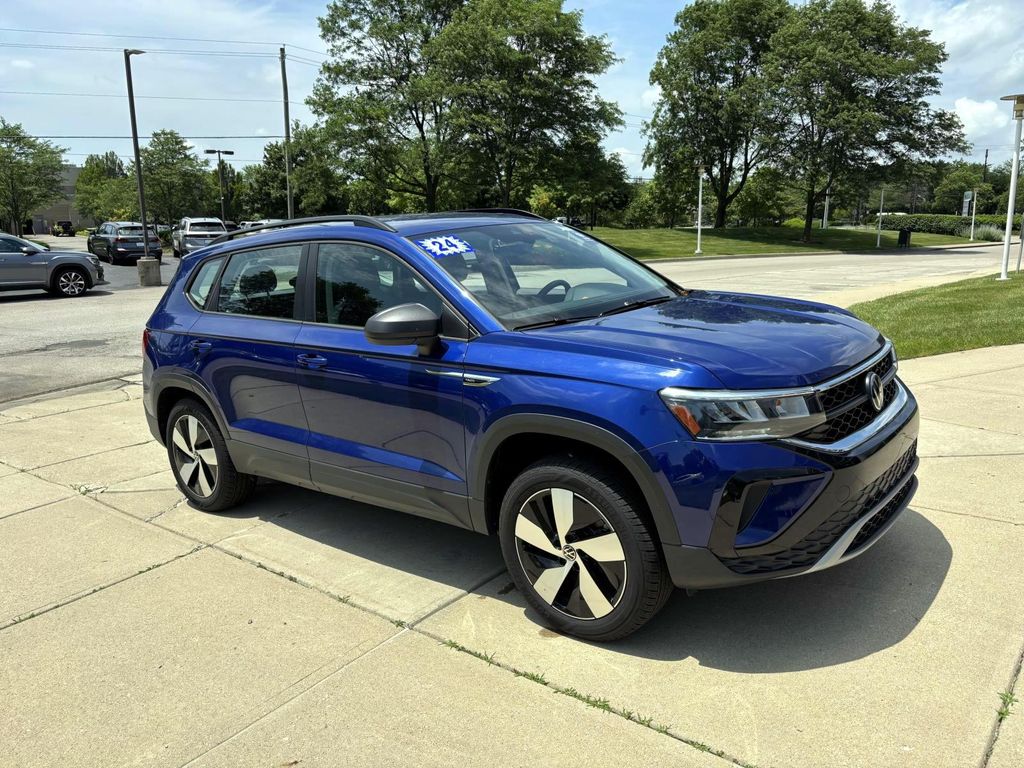 /2024 Volkswagen Taos