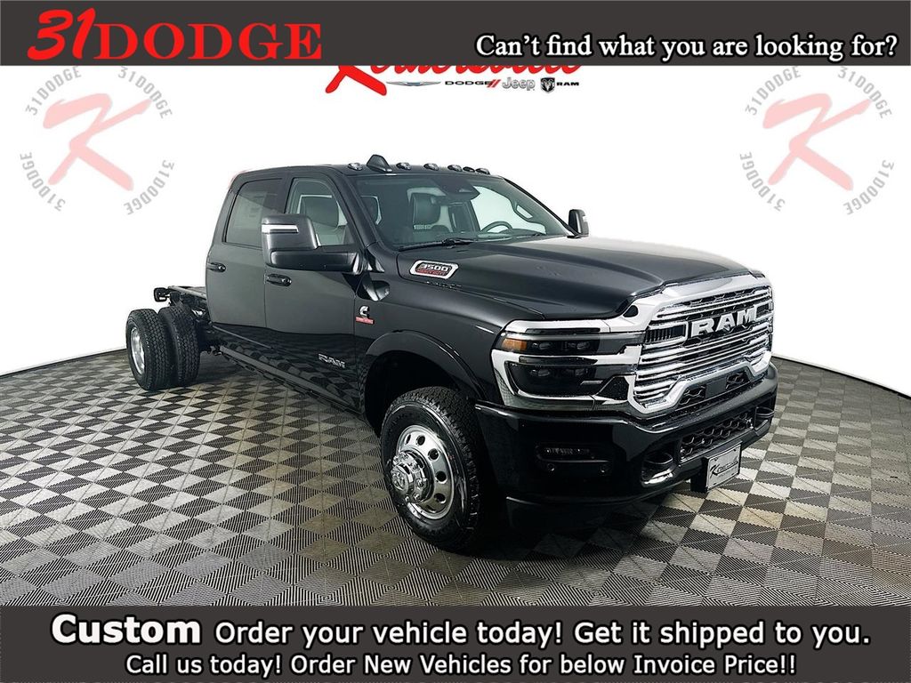 2026 RAM 3500 Chassis Big Horn Crew Cab LB DRW 4WD