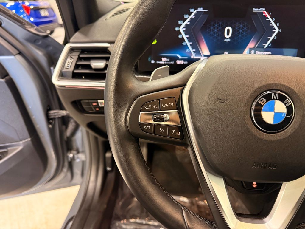 Thumbnail: 2023 BMW 3 Series - 13