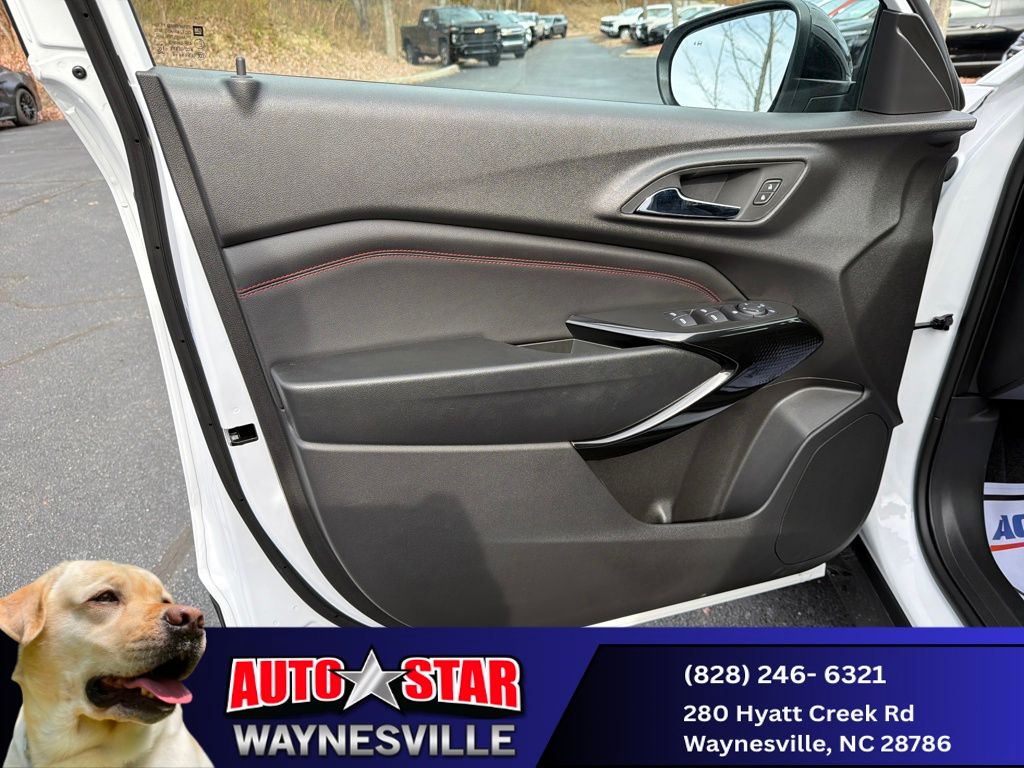 new 2025 Chevrolet Trax car, priced at $26,290