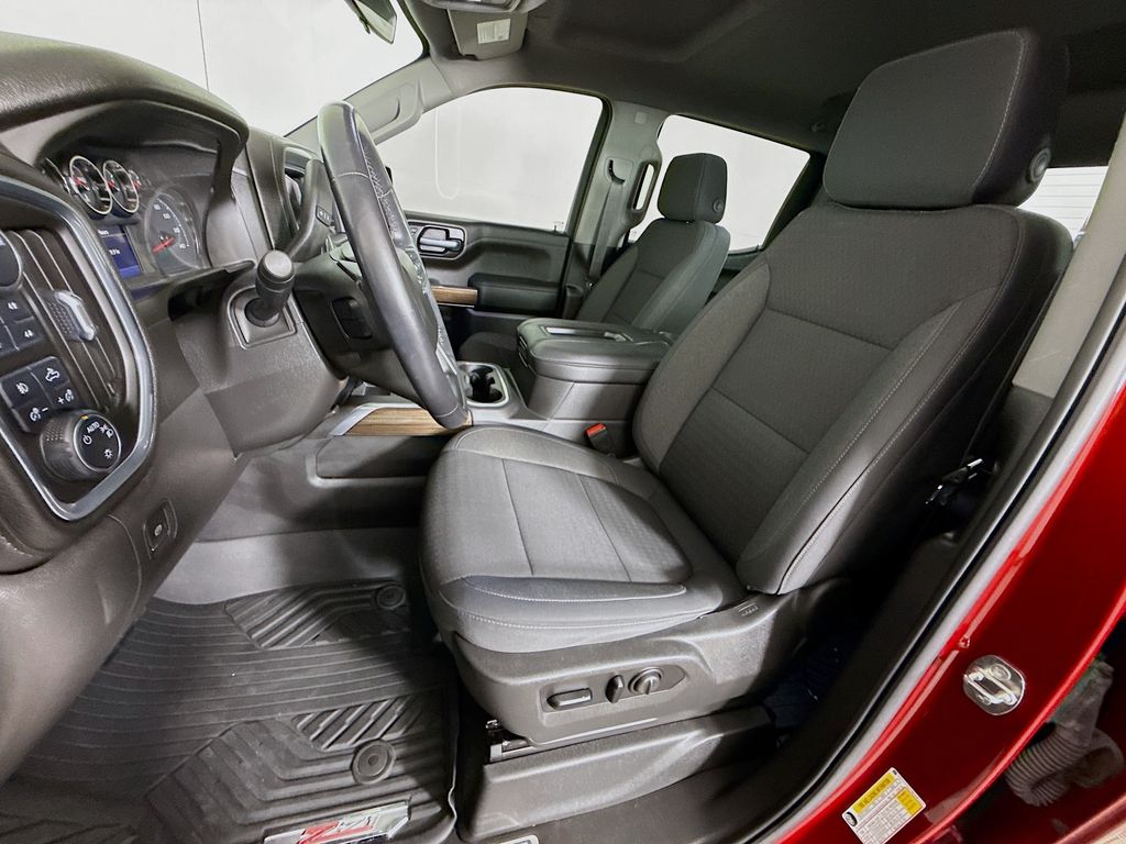 Thumbnail: 2021 Chevrolet Silverado 1500 - 19