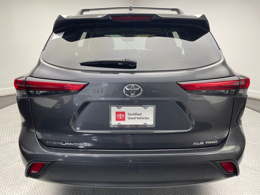 2023 Toyota Highlander XLE 6