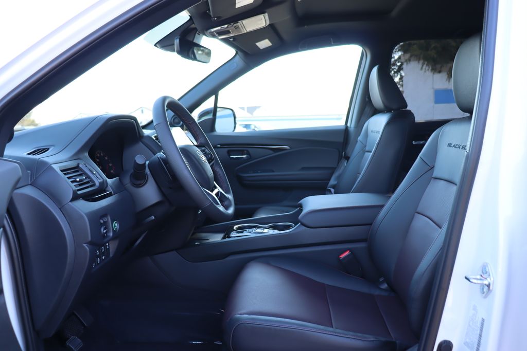 Thumbnail: 2025 Honda Ridgeline - 30