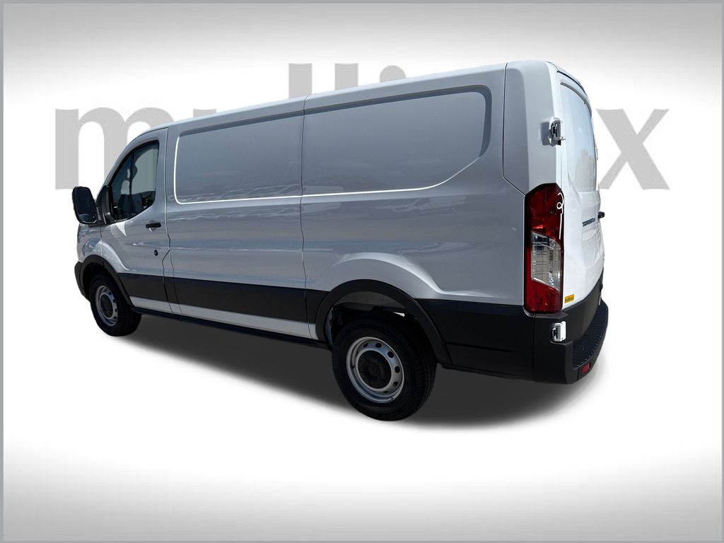 2025 Ford Transit photo 4