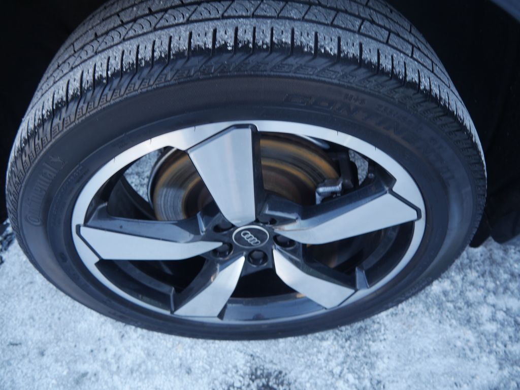 Thumbnail: 2023 Audi Q5 - 14