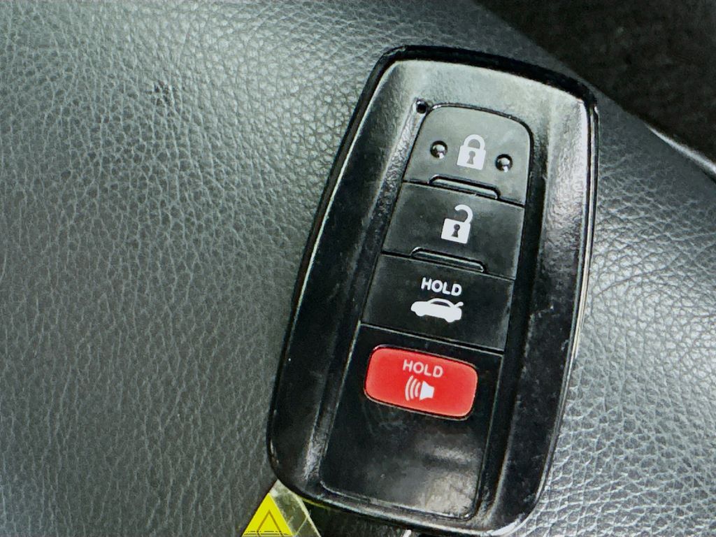 Used Car 2023 Toyota Camry  Se For Sale Under $25,000 In Austin, Texas