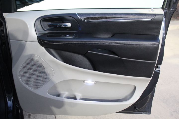 Used Car 2013 Chrysler Town & Country  Sports Van Touring Front Wheel Drive For Sale Under $10,000 In Georgetown, Texas