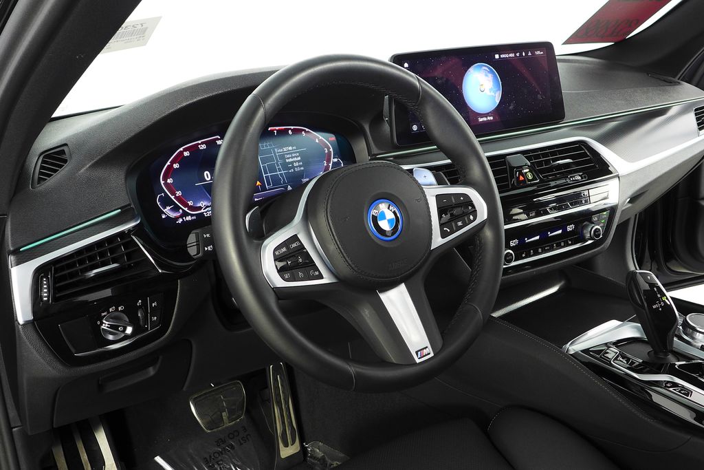 Thumbnail: 2023 BMW 5 Series - 31