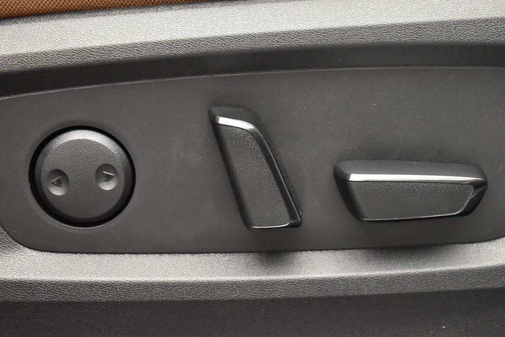 Thumbnail: 2025 Nissan Pathfinder - 32