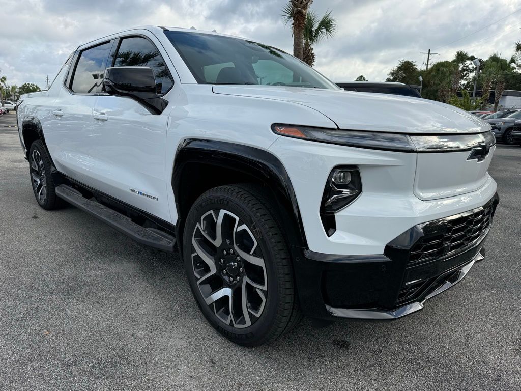 2024 Chevrolet Silverado EV RST 11