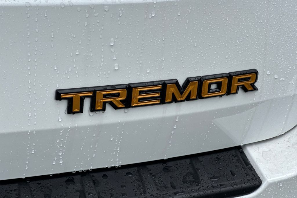 New 2026 White Ford Tremor image 28