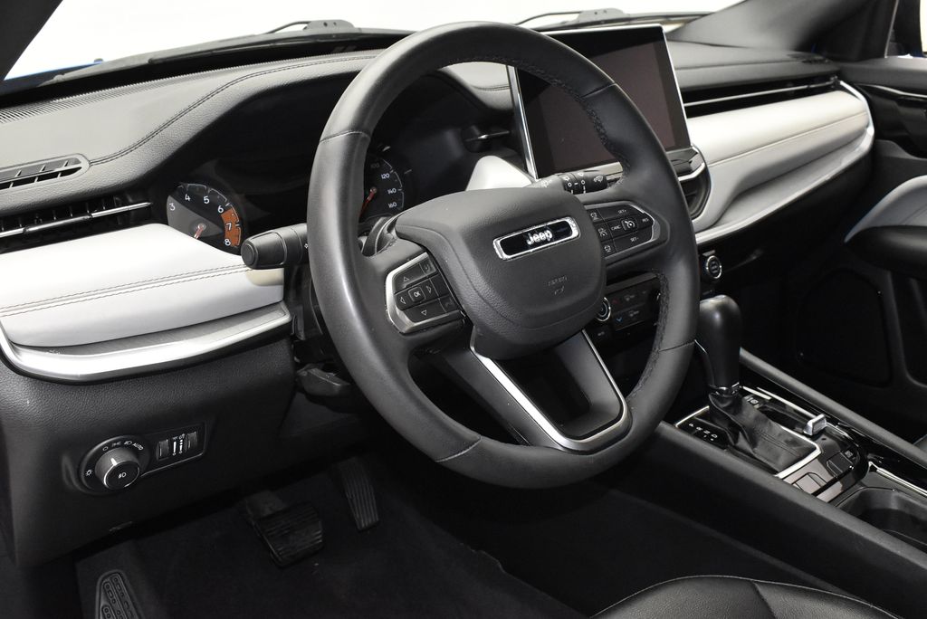 Thumbnail: 2025 Jeep Compass - 16