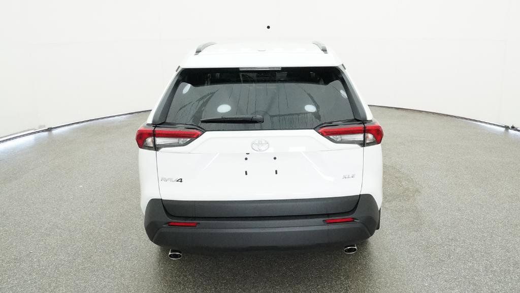 Thumbnail: 2025 Toyota RAV4 - 17