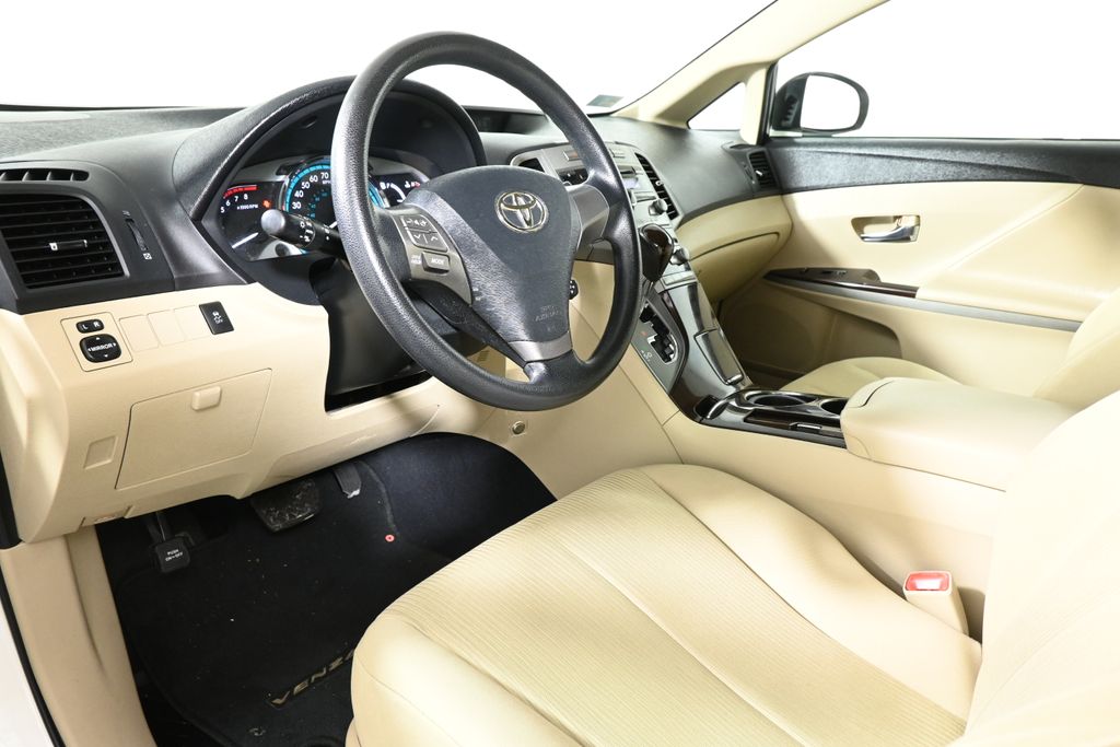 2009 Toyota Venza Base 13