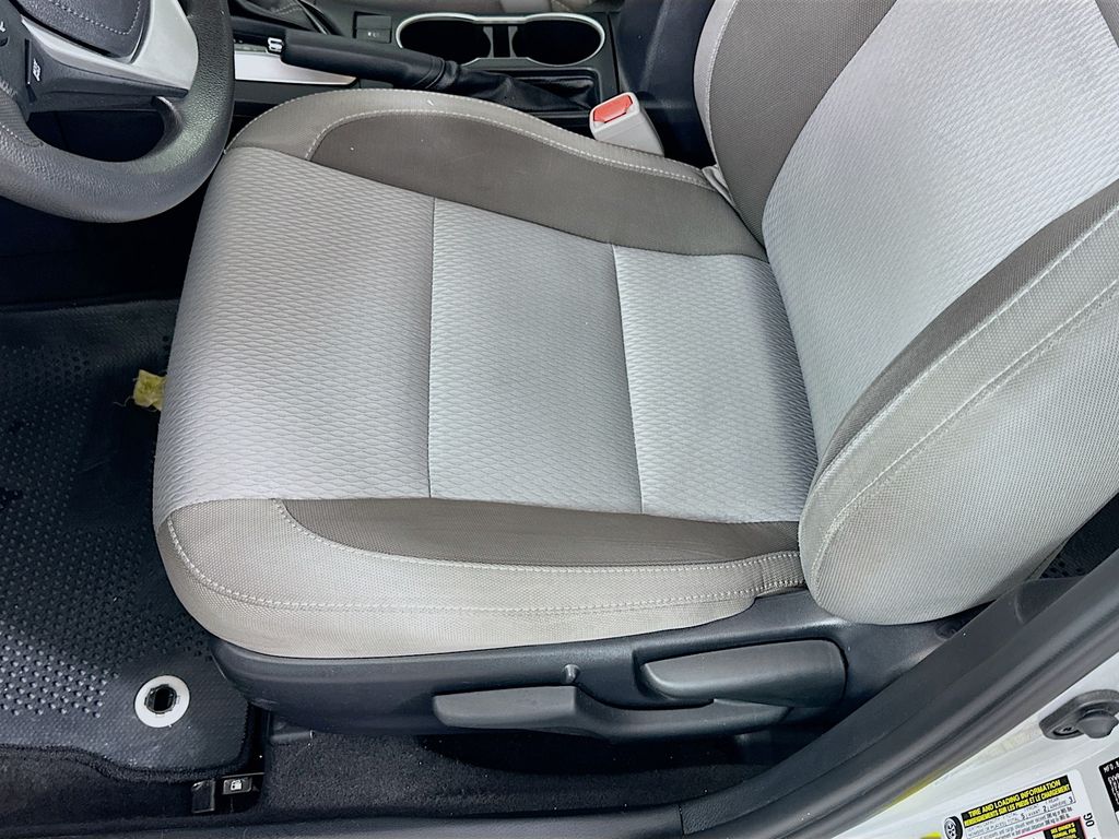 Thumbnail: 2017 Toyota Corolla - 18