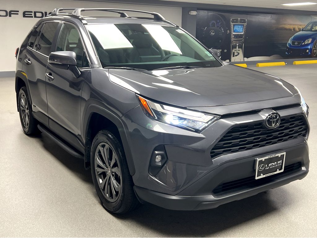 2025 Toyota RAV4 Hybrid XLE Premium AWD