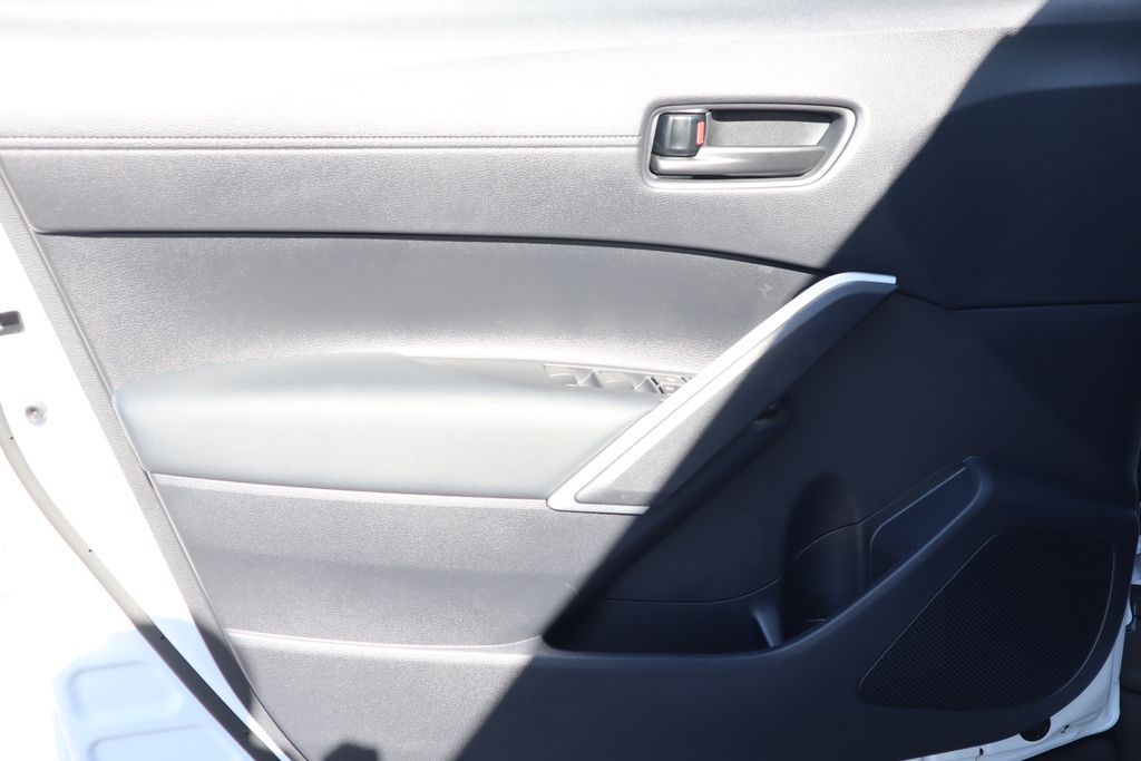 Thumbnail: 2025 Toyota Corolla Cross - 23