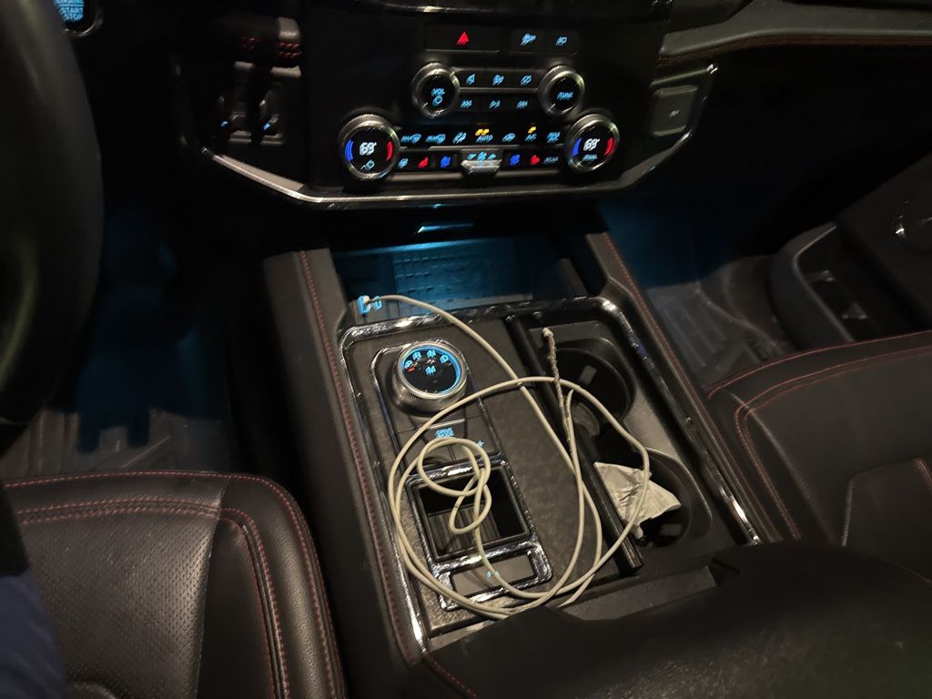 Used 2022 Agate Black Metallic Ford Limited image 7