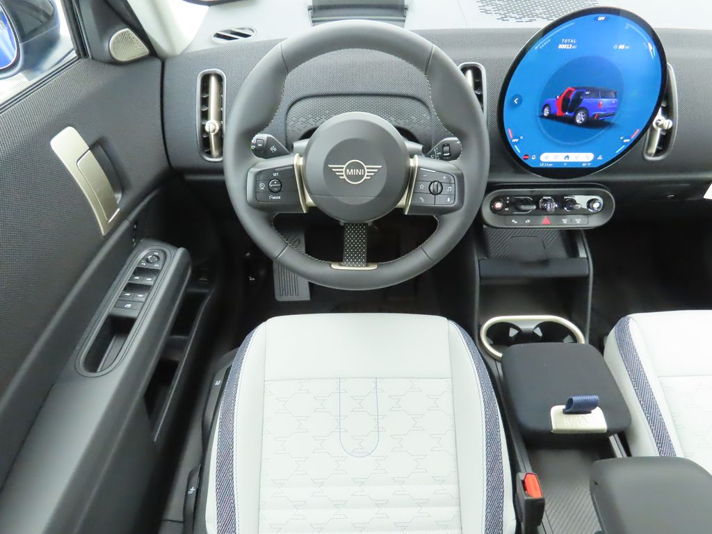 2025 MINI Cooper Countryman Base 10