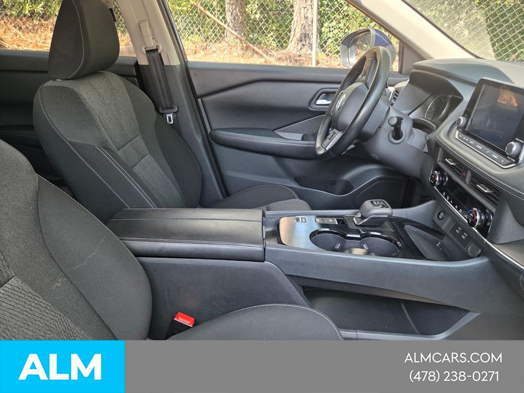 Used 2025 Blue Nissan SV image 19
