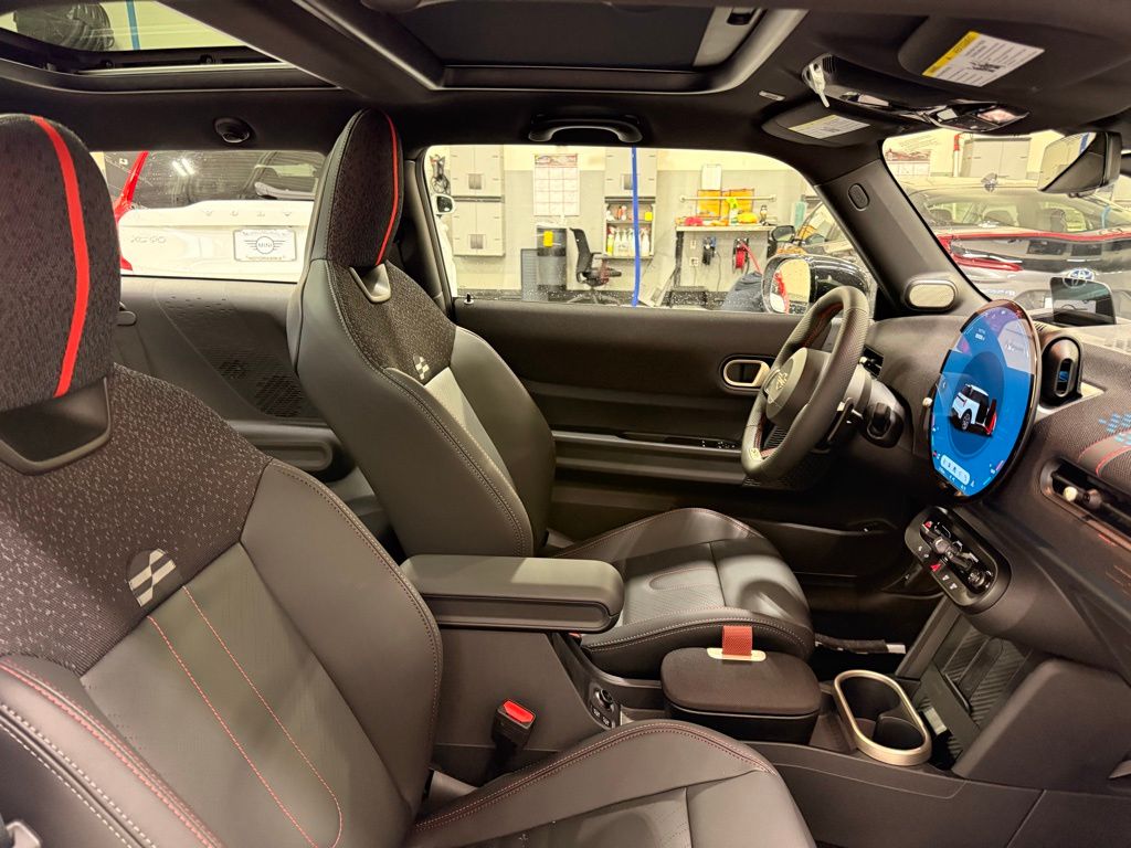 Thumbnail: 2026 MINI Cooper - 23