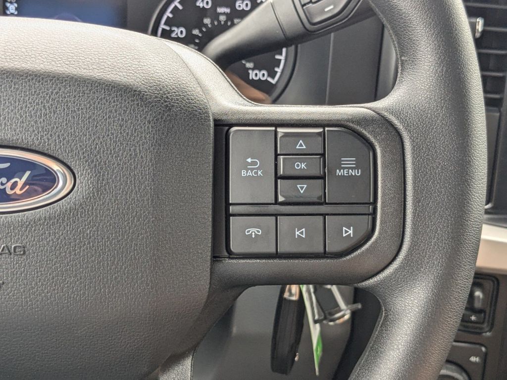 2025 Ford F-350 Super Duty XLT