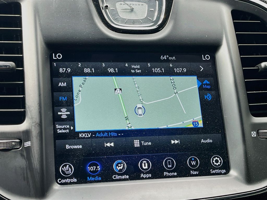 Used 2021 White Chrysler S image 13