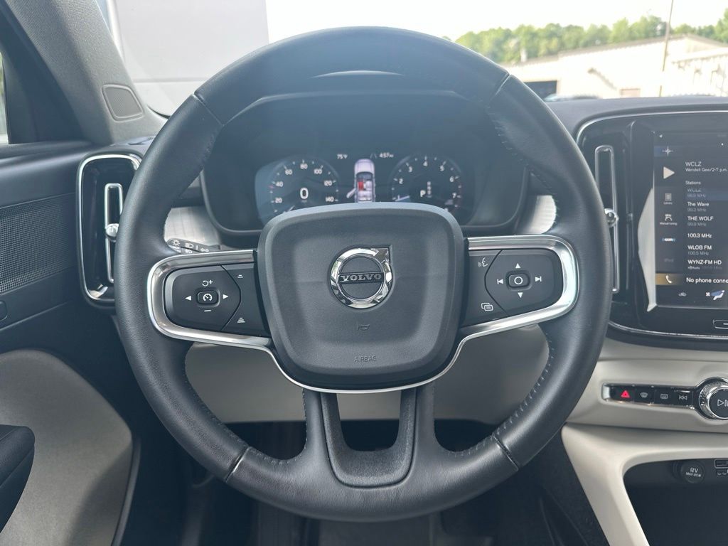 Used 2019 Volvo XC40 SUV
