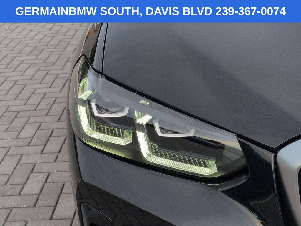 Certified Used 2022 Black BMW xDrive30i image 11