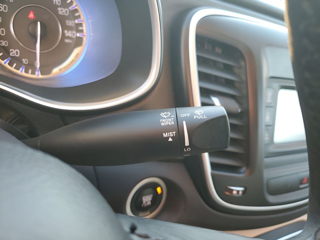 Used Car 2015 Chrysler 200  Limited For Sale Under $10,000 In Austin, Texas