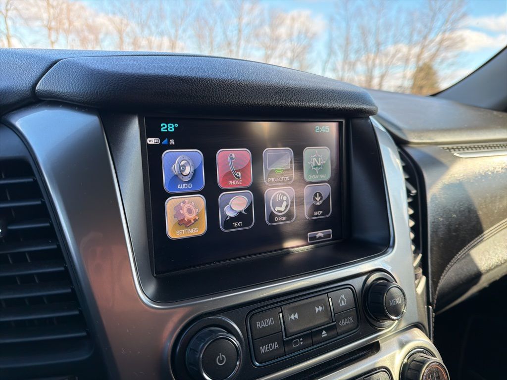 Thumbnail: 2020 Chevrolet Tahoe - 32