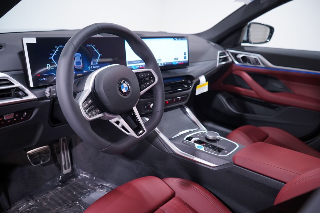 Thumbnail: 2026 BMW i4 - 6