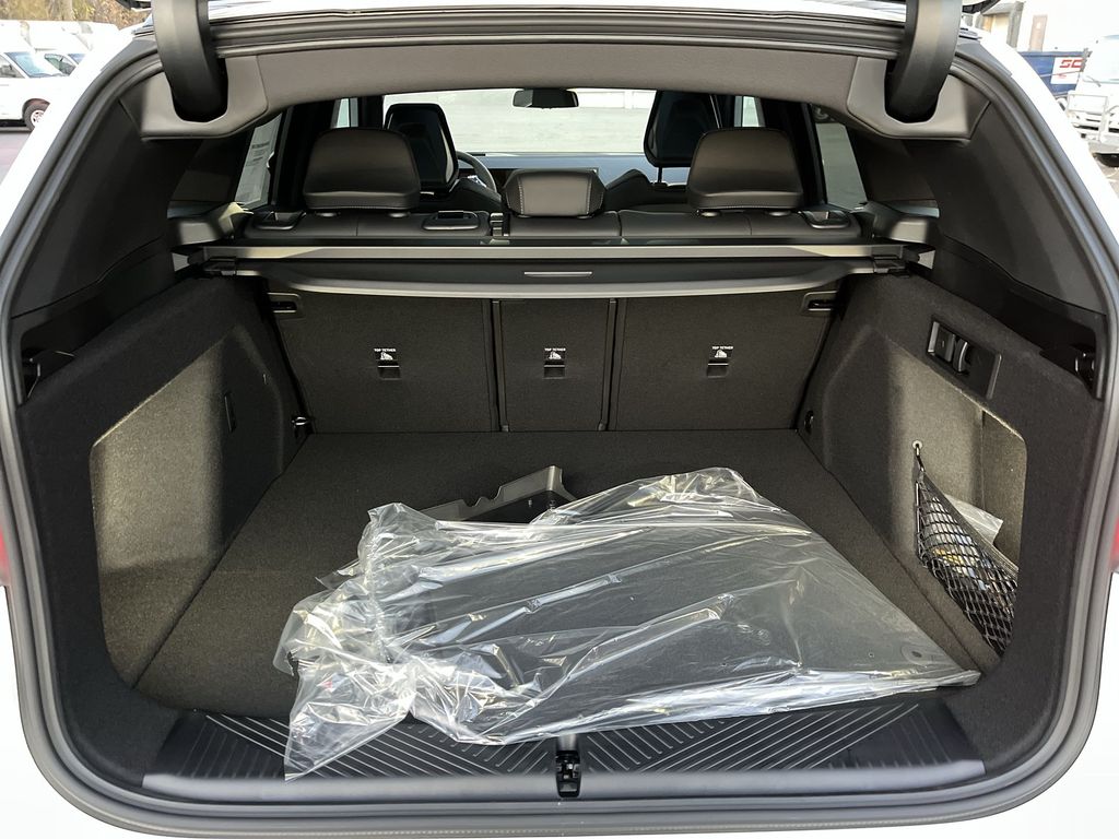 Thumbnail: 2026 BMW X3 - 24