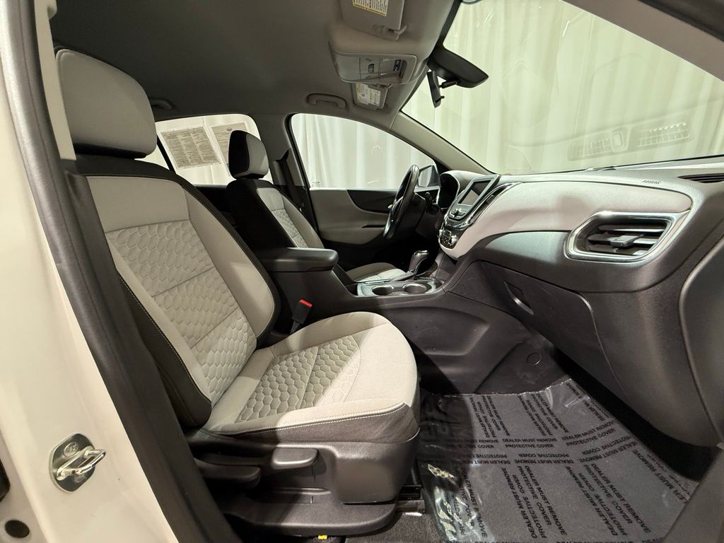 Thumbnail: 2019 Chevrolet Equinox - 21