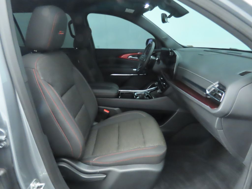 Thumbnail: 2024 Chevrolet Traverse - 21