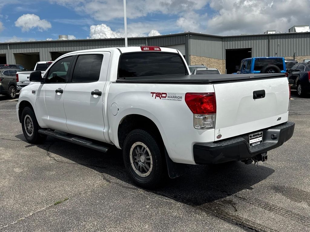 Used 2012 Super White Toyota Grade image 3
