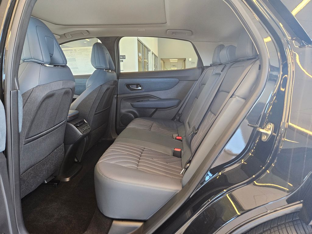 2025 Nissan Ariya PLATINUM+ e-4ORCE