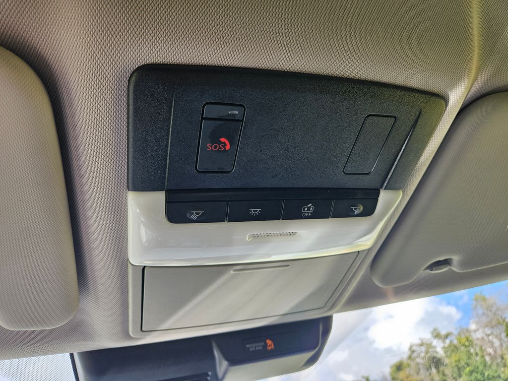 Thumbnail: 2024 Mitsubishi Outlander - 31