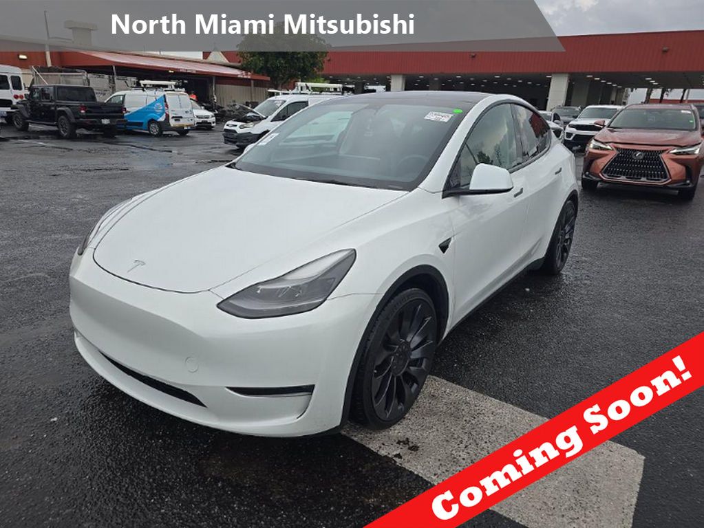 2023 Tesla Model Y's photo