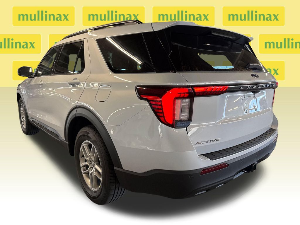 New 2026 Gray Ford Tremor image 4