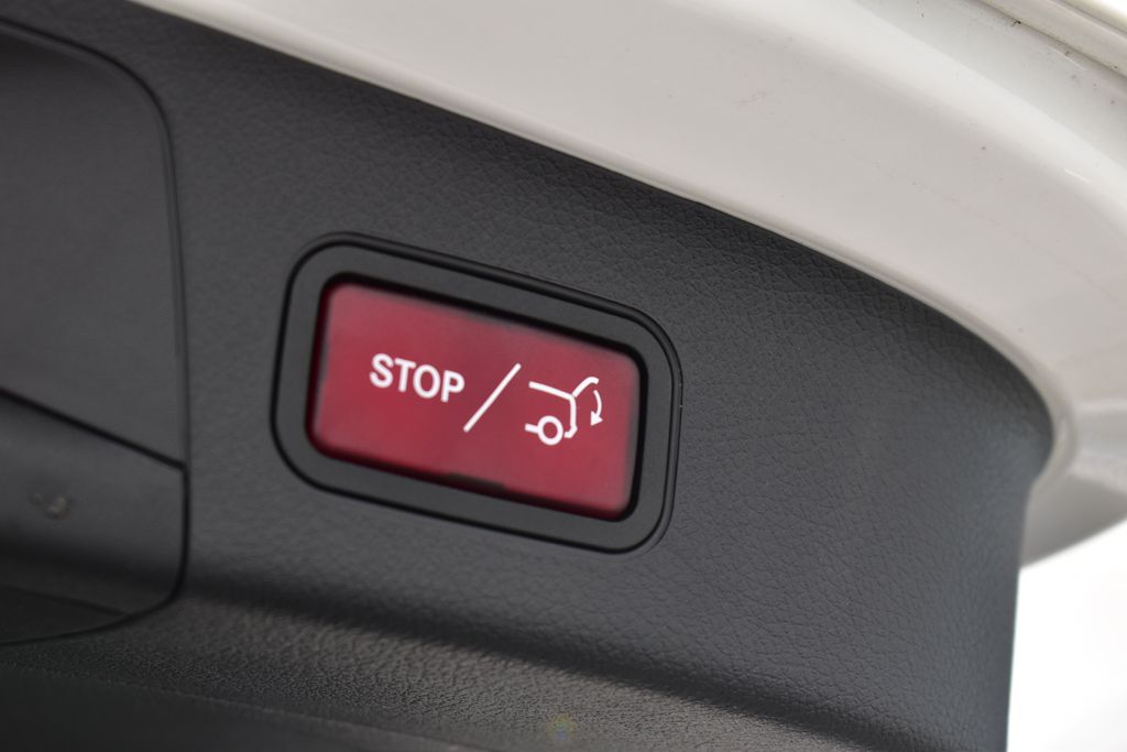 Thumbnail: 2025 Mercedes-Benz GLA - 31